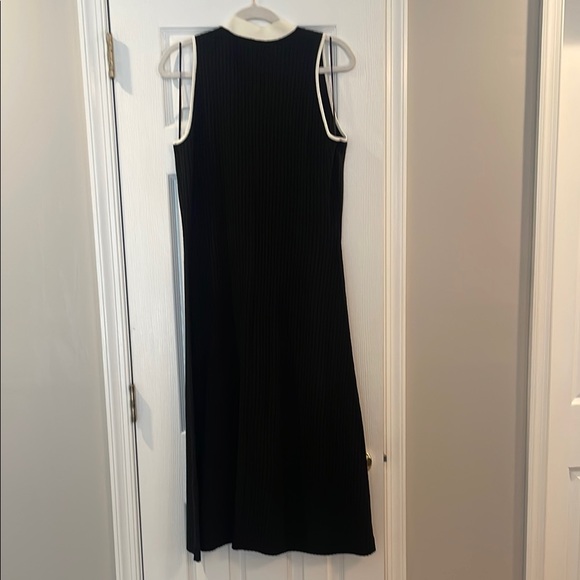 Talbots Black and Ivory Sleeveless V-Neck Midi Summer Dress - Picture 5 of 6